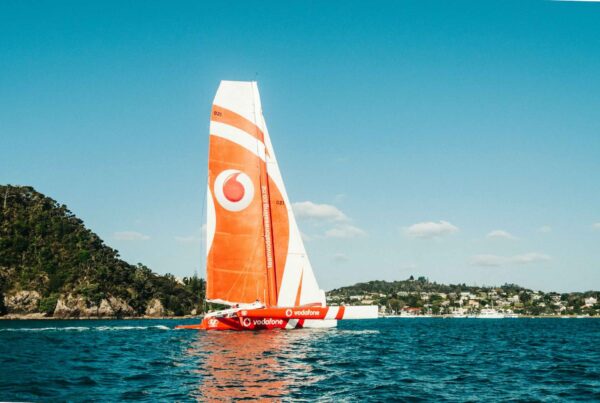 Vodafone Ausstieg aus öffentlichen Internetknoten: Was das für Governance, Risk und Compliance bedeutet